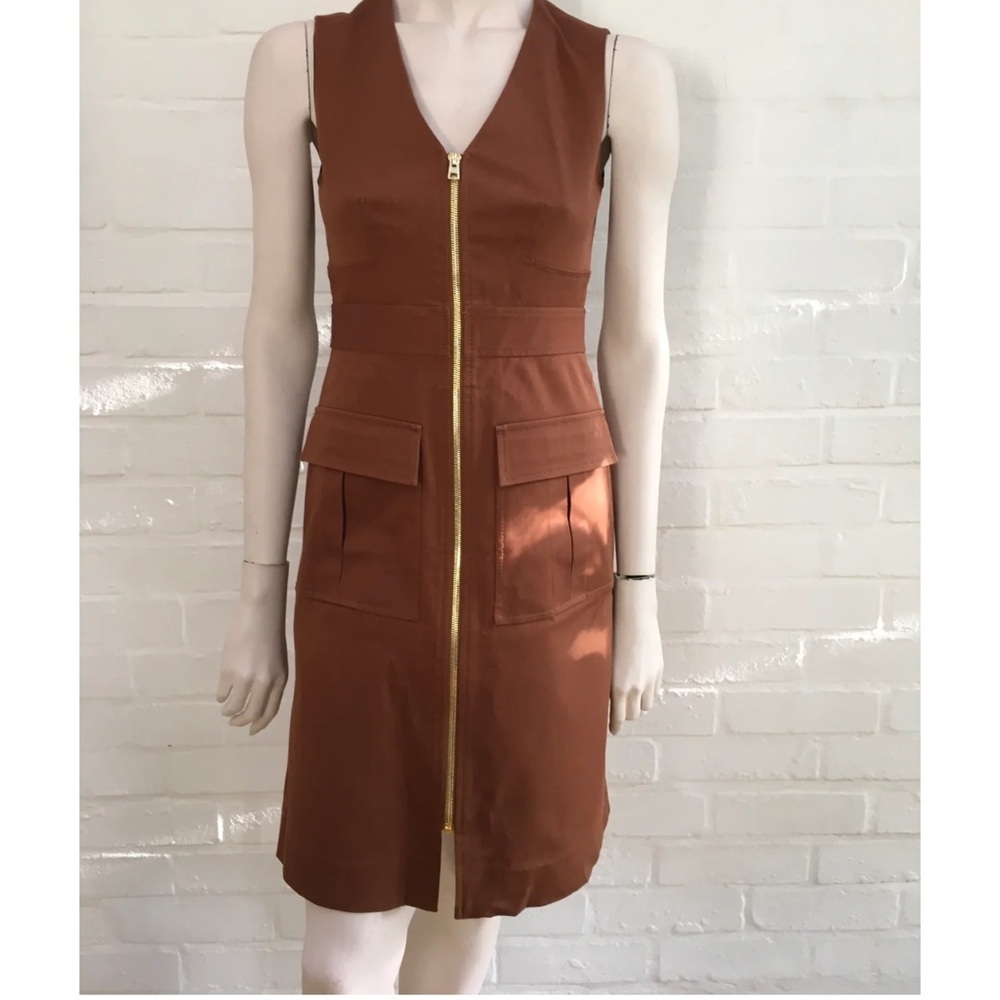 Diane Von Furstenberg Brown with gold cargo pocket Sleeveless Belted Dress sz 0 - Picture 6 of 7